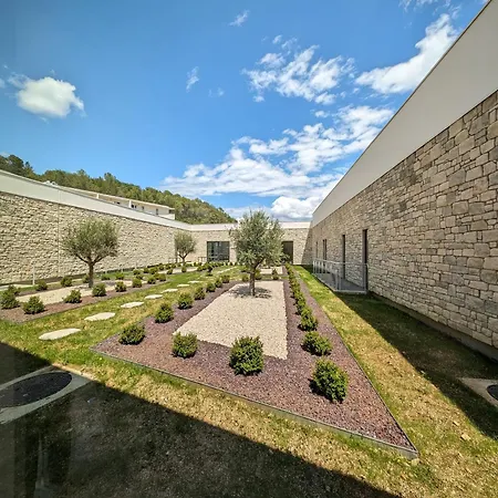 Hotel Des Thermes Des Fumades 3*