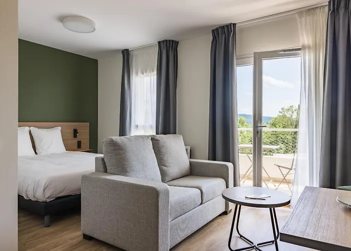 Des Thermes Des Fumades Hotel 3*