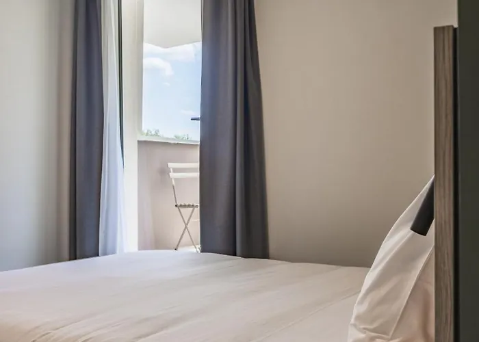 Hotel Des Thermes Des Fumades Allegre Les Fumades