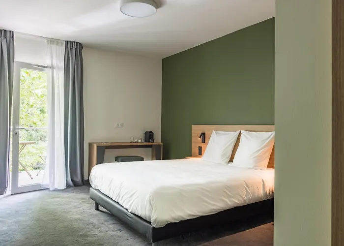 Des Thermes Des Fumades Hotel